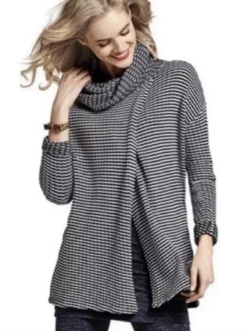 CABI Women's Fergie Split Stripe Turtleneck Sweater Size XXS In Black/White
